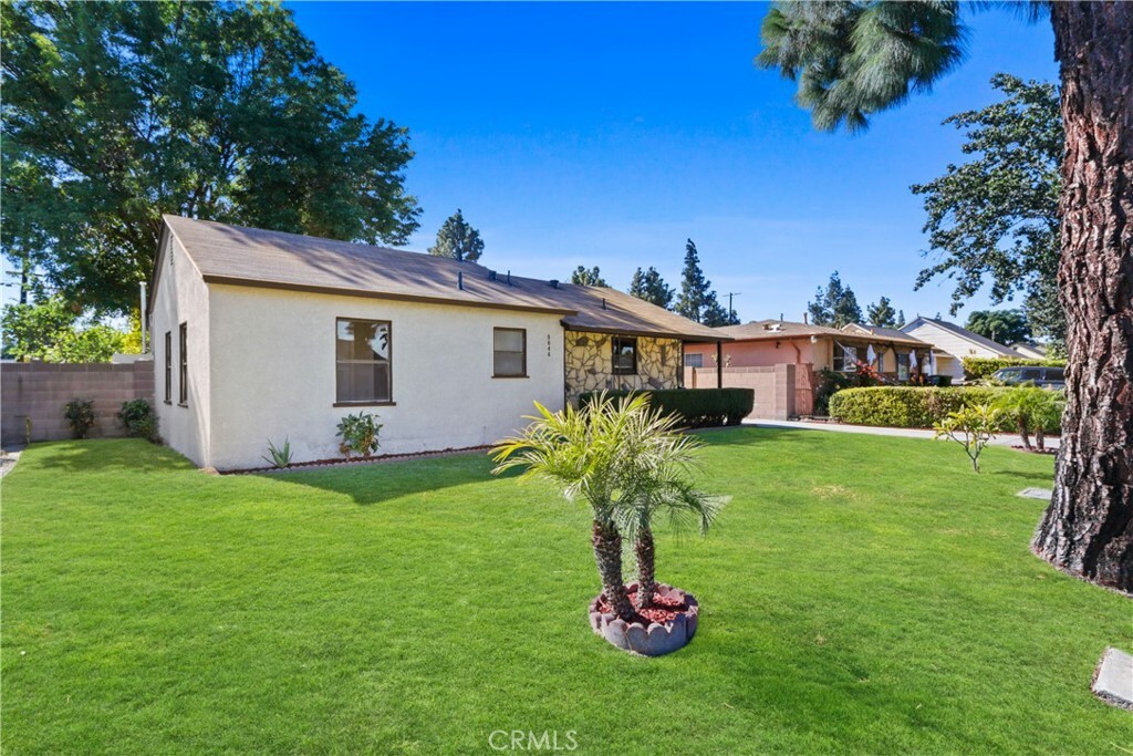 Property Photo:  9644 Schooling Road  CA 90660 