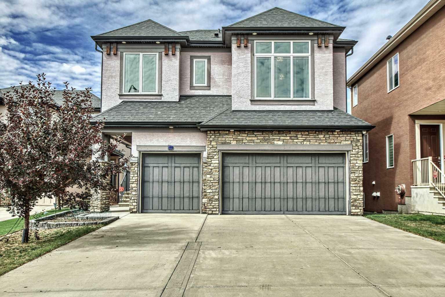 Property Photo: 117 Evansridge Place NW AB T3P 0L5