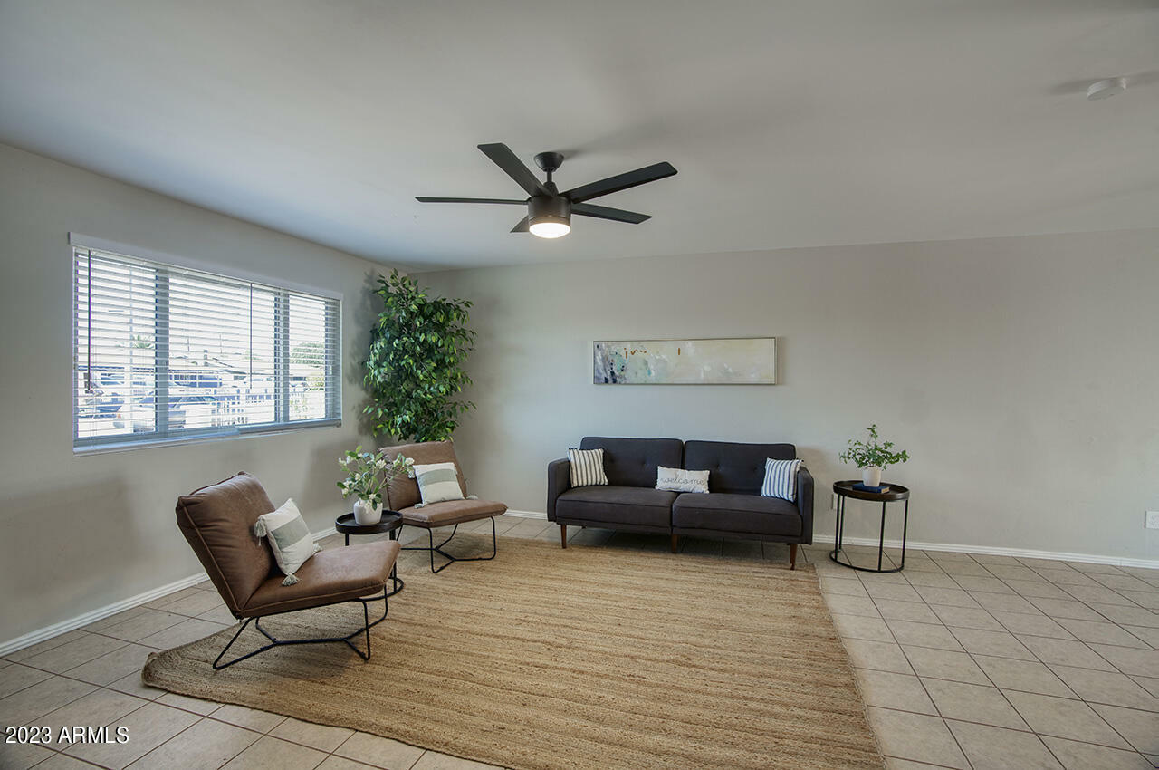 Property Photo:  2911 N 47th Drive  AZ 85031 