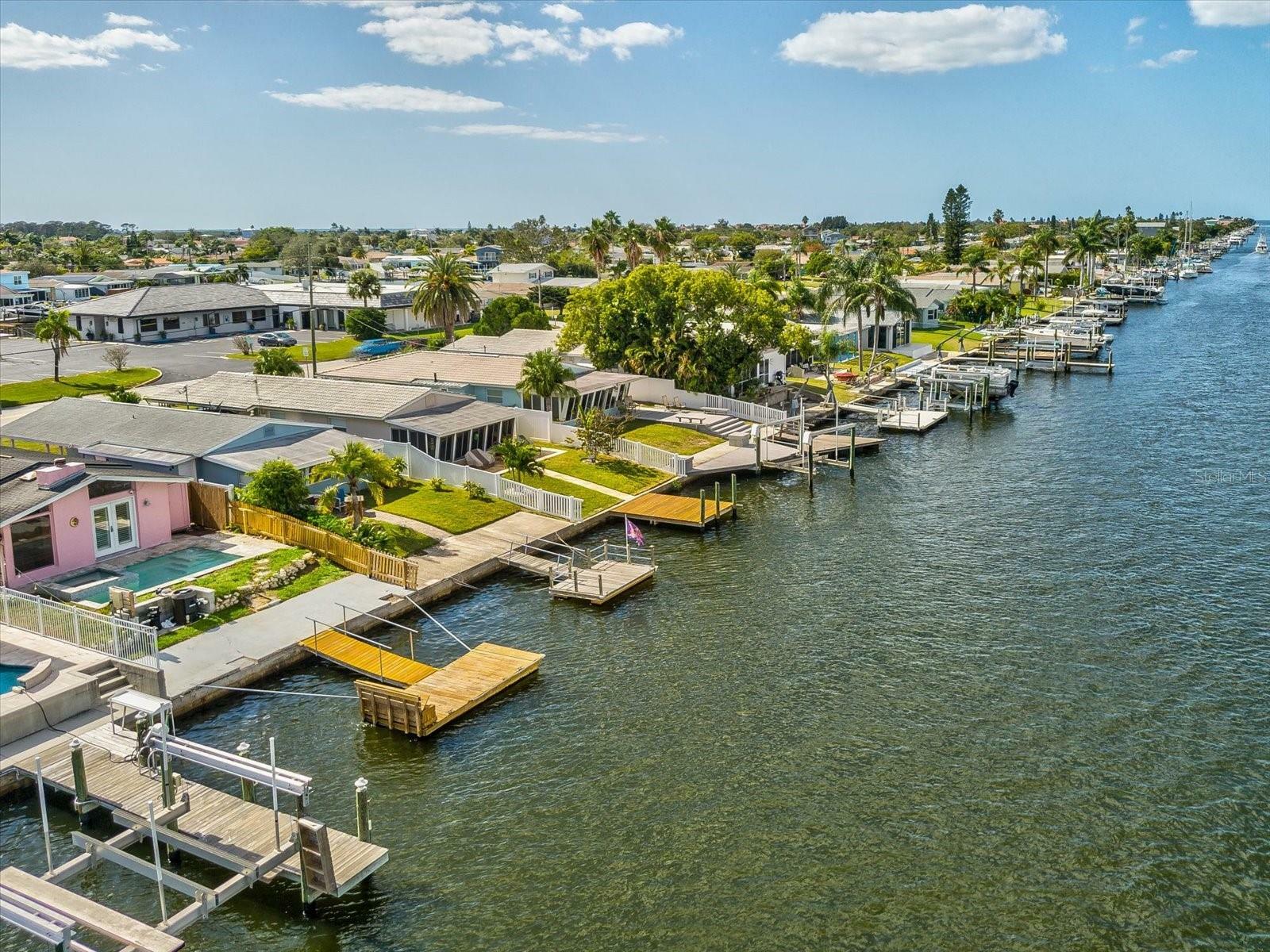 Property Photo: 4633 Floramar Terrace FL 34652