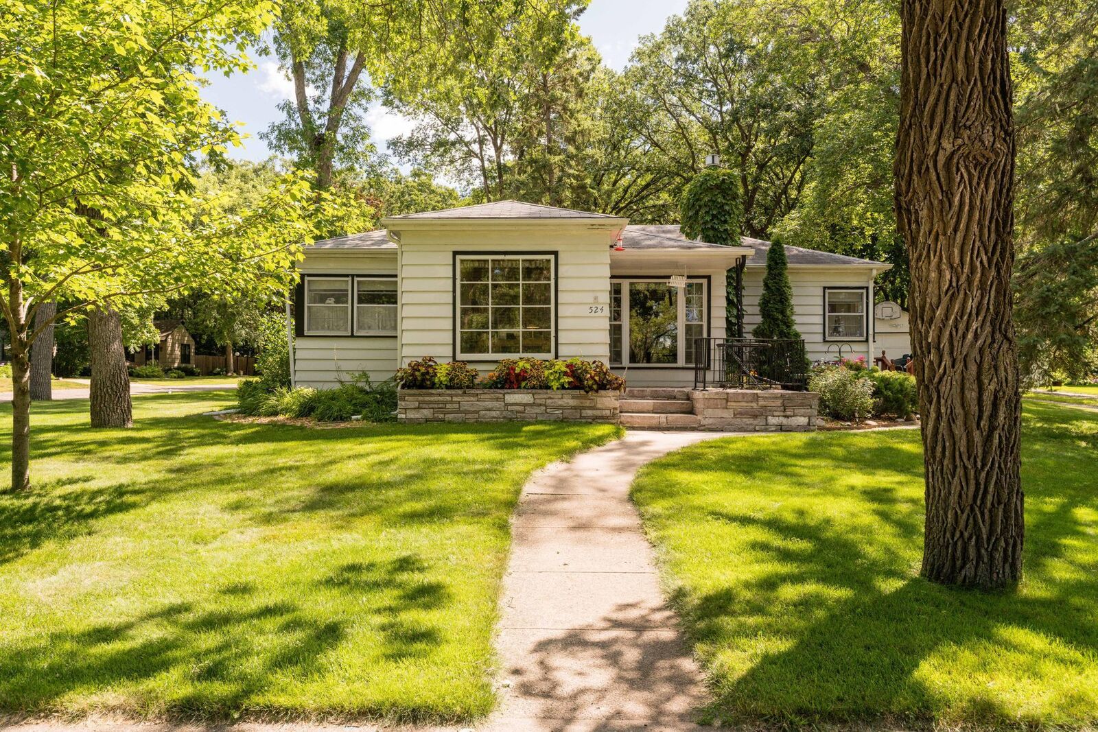 Property Photo: 524 N Burlington Avenue MN 56537