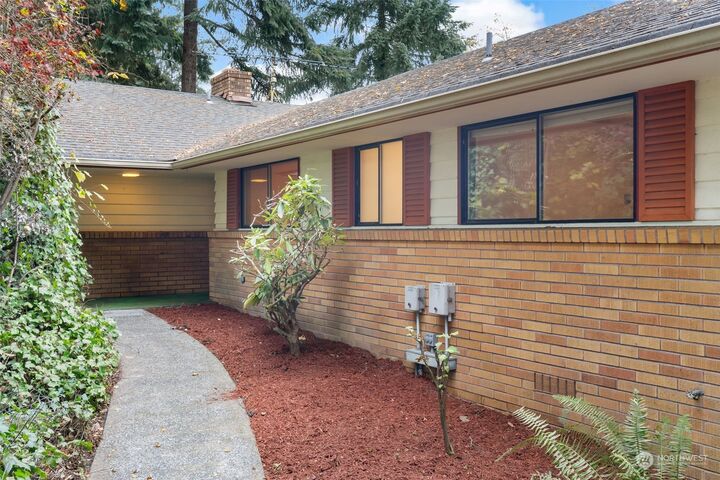 Property Photo:  141 Brian Drive  WA 98532 