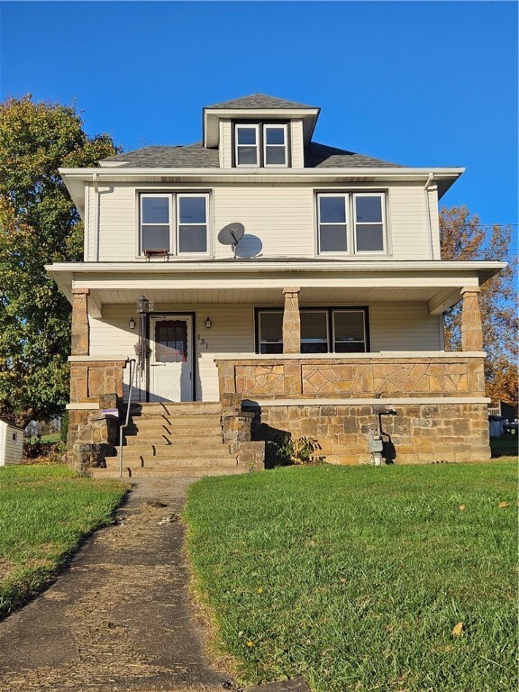 Property Photo:  131 Oglevee Ln  PA 15425 