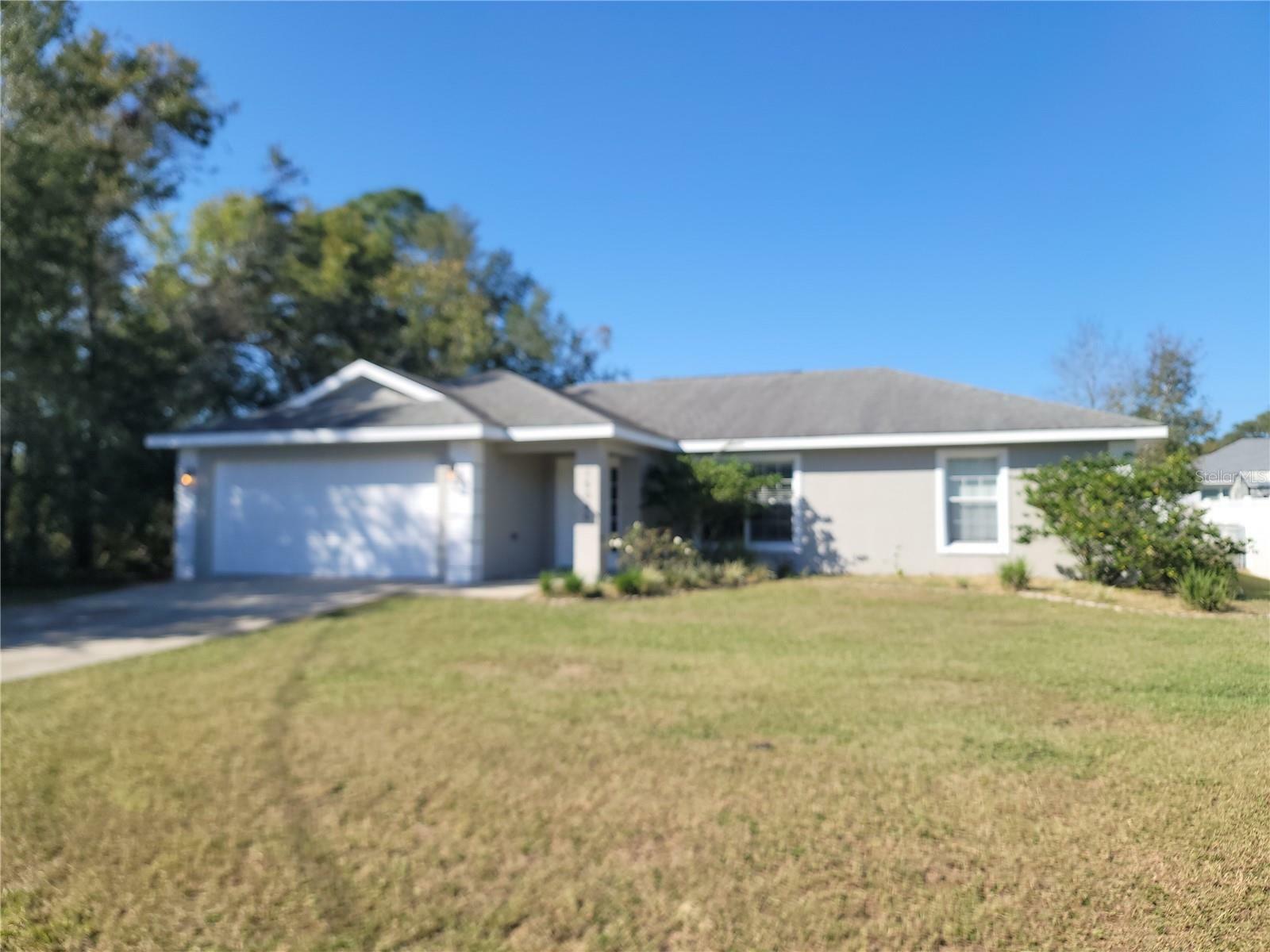 Property Photo:  15040 SE 94th Court  FL 34491 