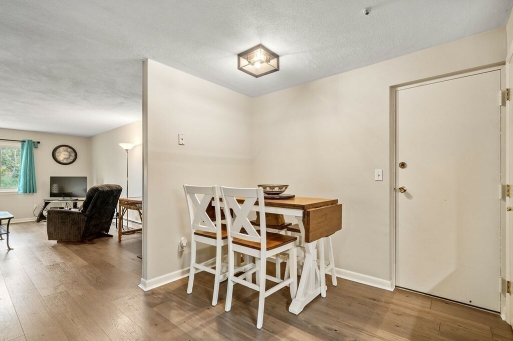 Property Photo:  80 Walnut St 105  MA 02021 