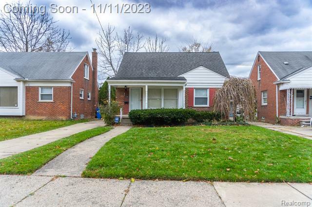 Property Photo:  384 Sherbourne Street  MI 48141 