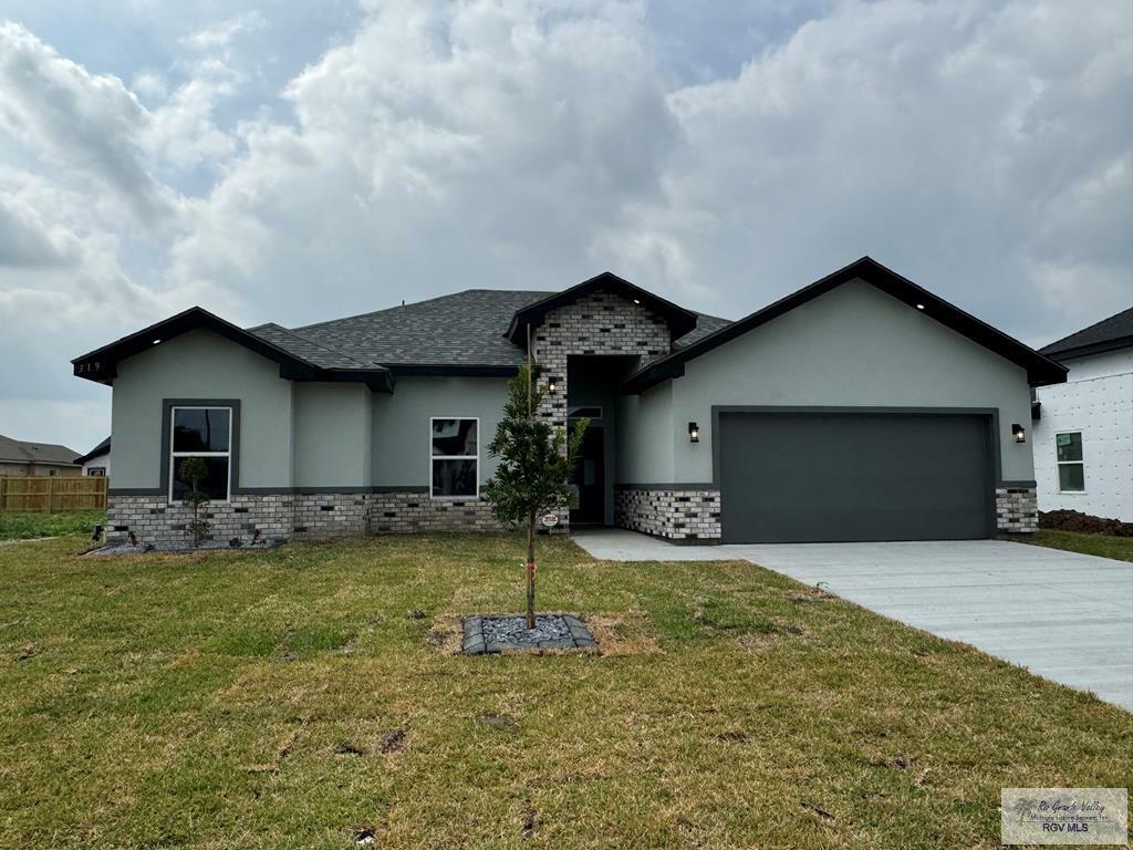 Property Photo:  319 Brooks Circle North  TX 78559 