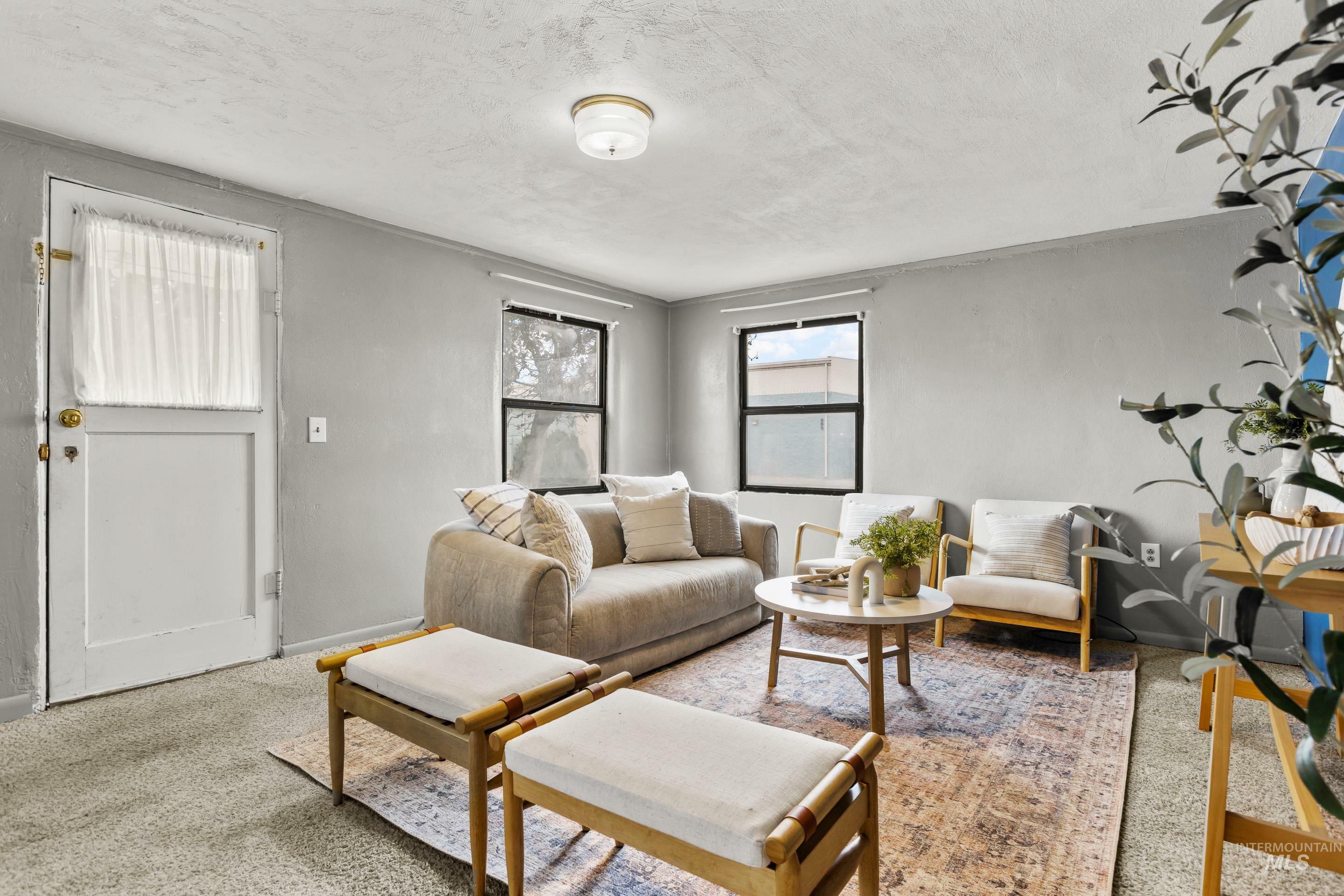 Property Photo: 918 N Michigan Ave ID 83605-2363