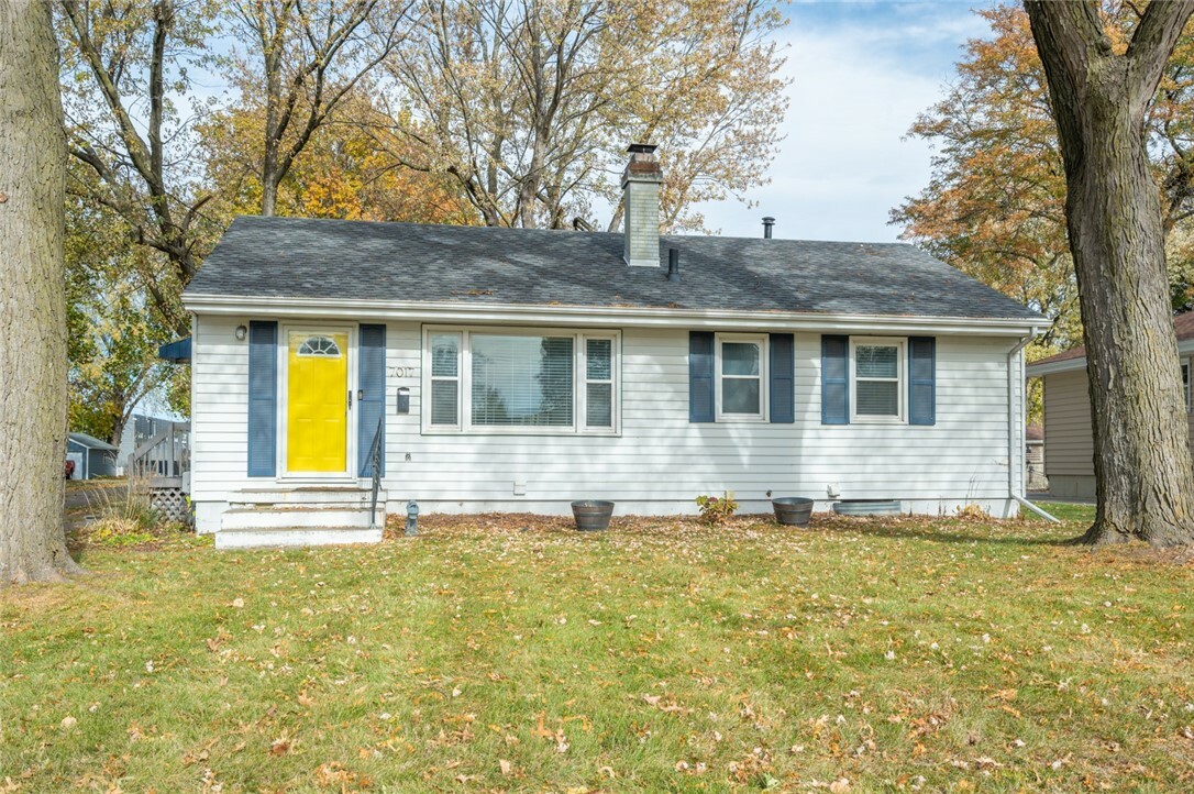 Property Photo:  7017 Horton Avenue  IA 50322 