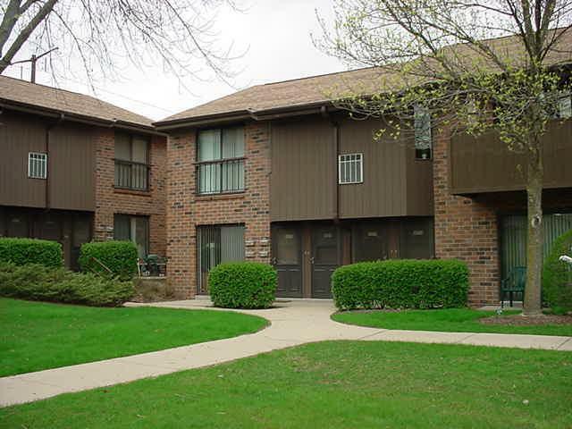 Property Photo:  9073 N Park Plaza Ct  WI 53223 