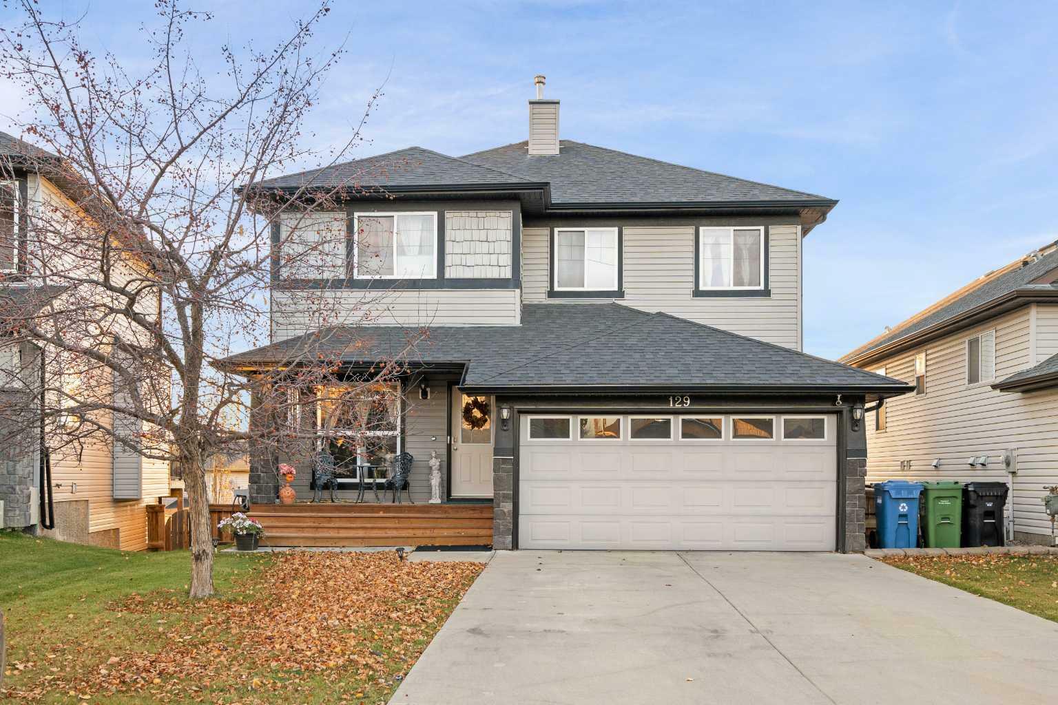 Property Photo: 129 Royal Birch Crescent NW AB T3G 5P2
