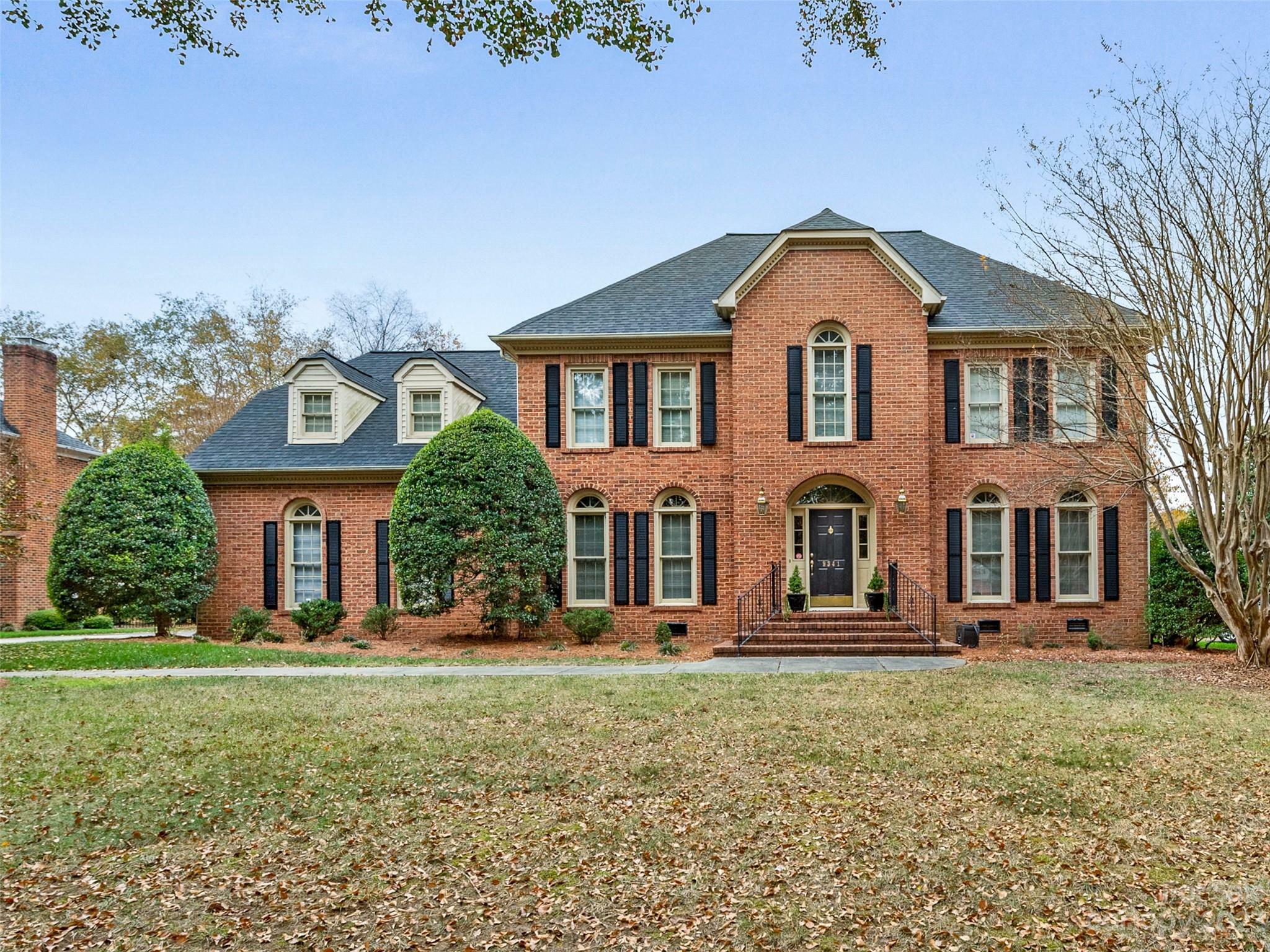 Property Photo: 9341 Penshurst Trace NC 28210