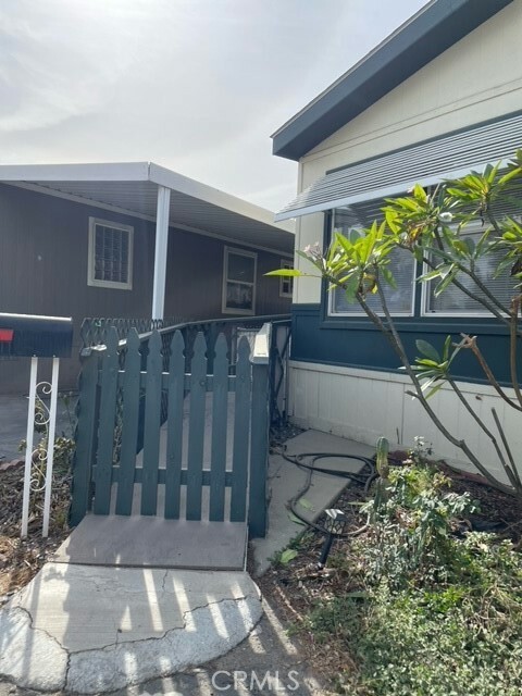 Property Photo: 3900 Temescal Street S 48 CA 92879