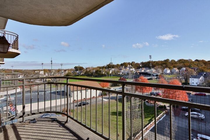 Property Photo: 196 Locust St 2-602 MA 01904