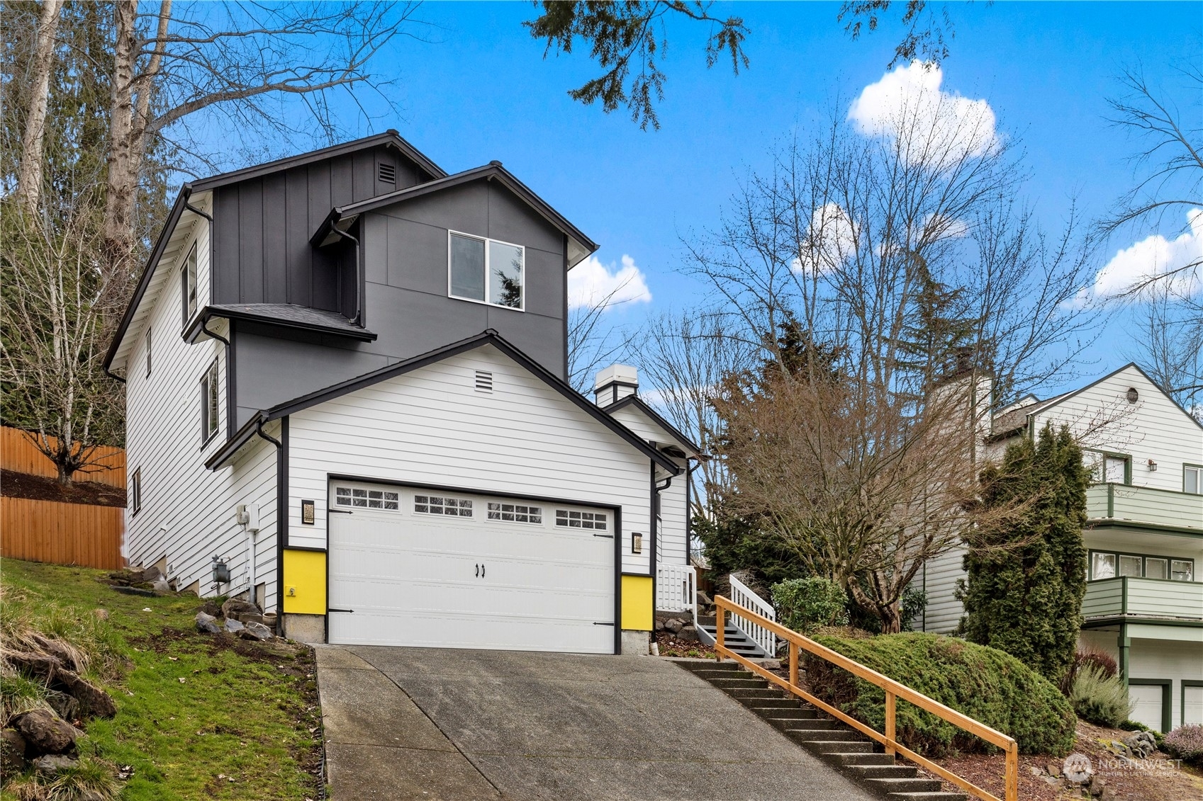 Property Photo:  10522 157th Avenue NE  WA 98052 