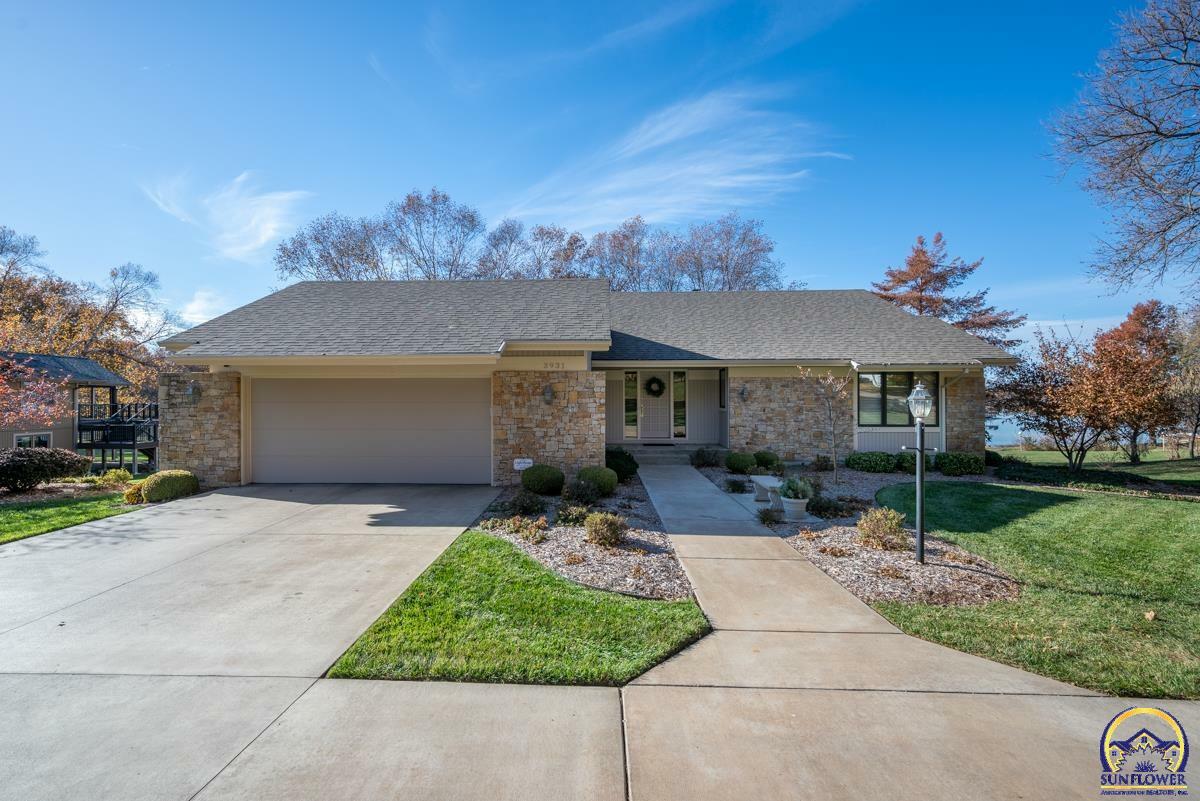 Property Photo: 3931 SW Chelmsford Rd KS 66610