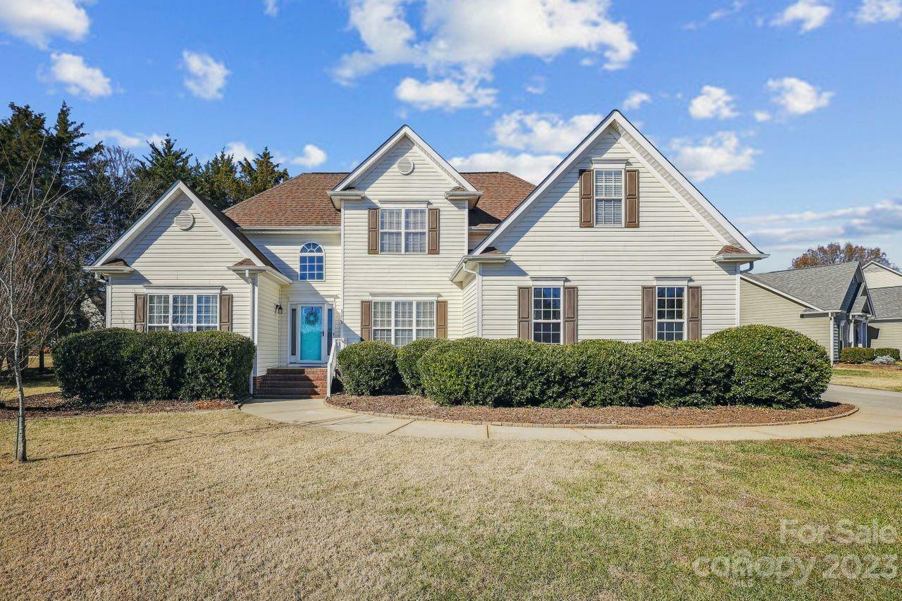 Property Photo: 8252 Deer Drive NC 28075