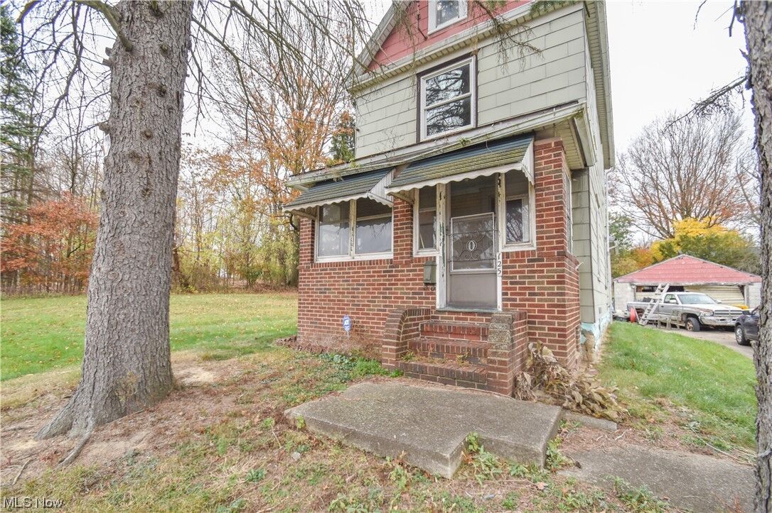 Property Photo:  125 Keystone Street  OH 44405 