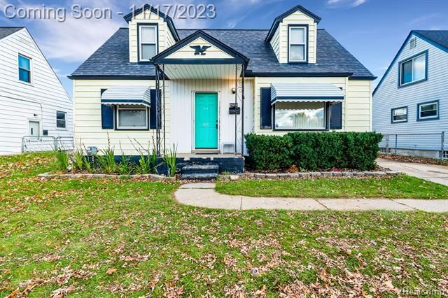 Property Photo:  25276 Hayes Road  MI 48066 