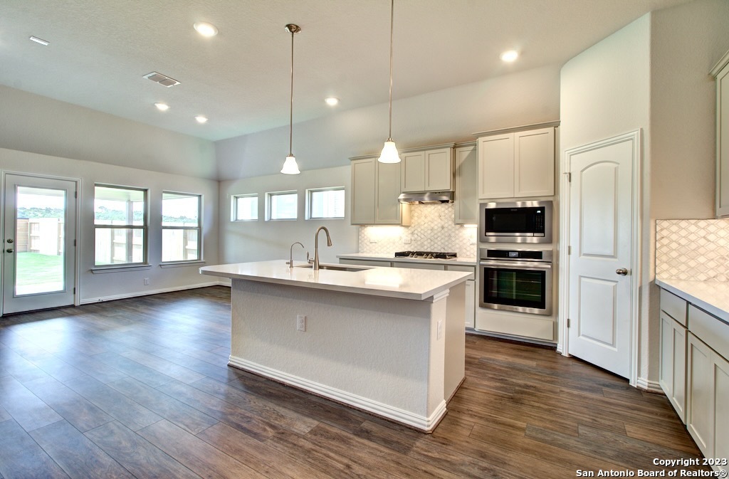 Property Photo: 13426 Cosette Crossing TX 78253