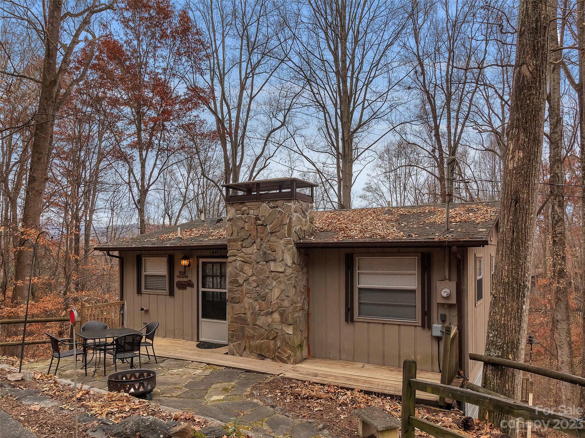 Property Photo: 645 Mouzon Road NC 28785
