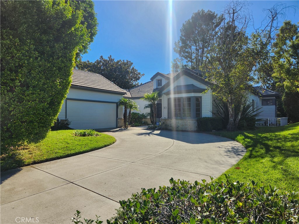 Property Photo: 2 Hillcrest CA 90274