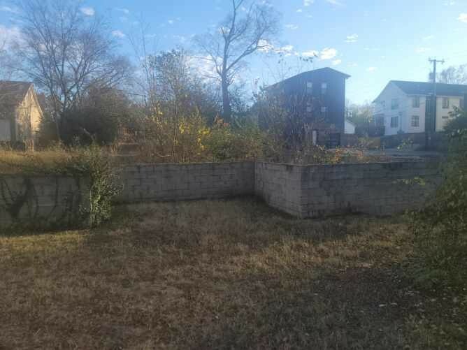 Property Photo: 2715 Batavia St TN 37208