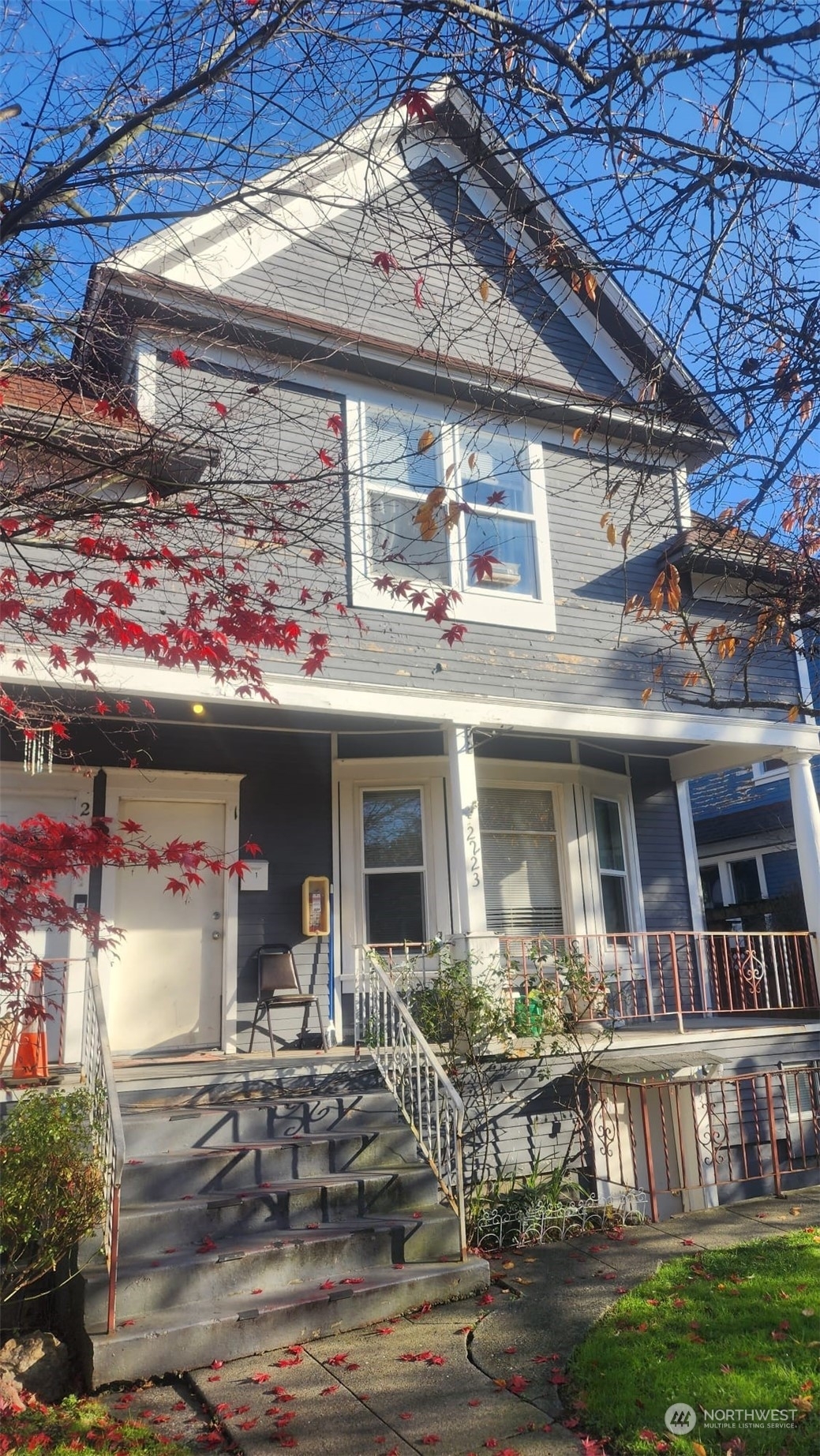 Property Photo: 2223 Wetmore Avenue WA 98201