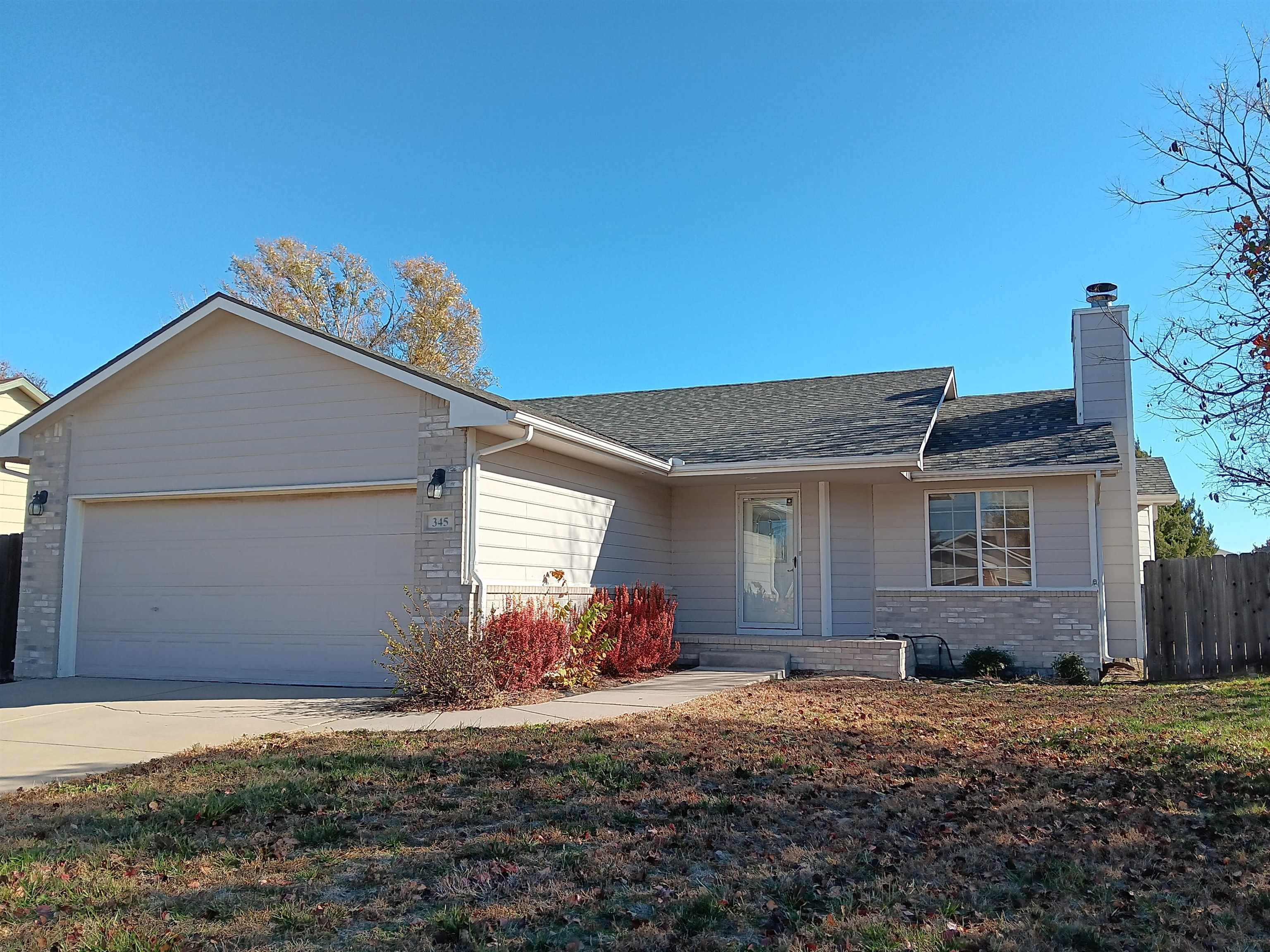 Property Photo:  345 Victoria Ct  KS 67114 