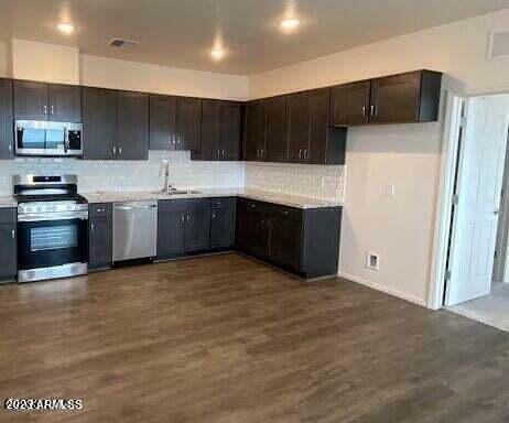 Property Photo:  1650 E Ponderosa Parkway 130  AZ 86001 