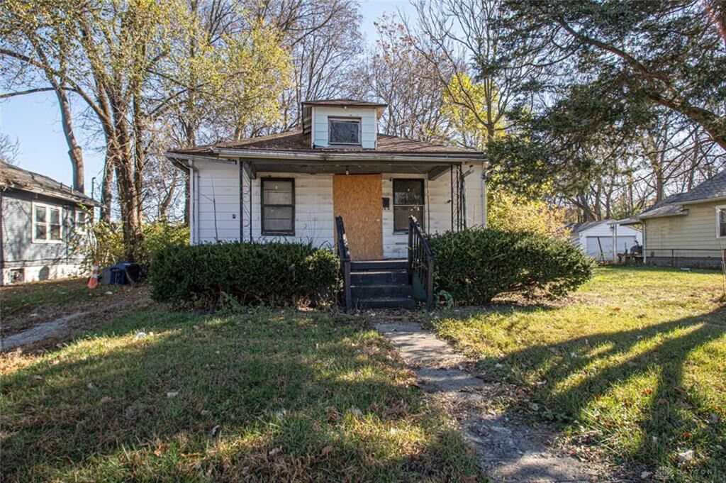 Property Photo:  1044 Walton Avenue  OH 45402 