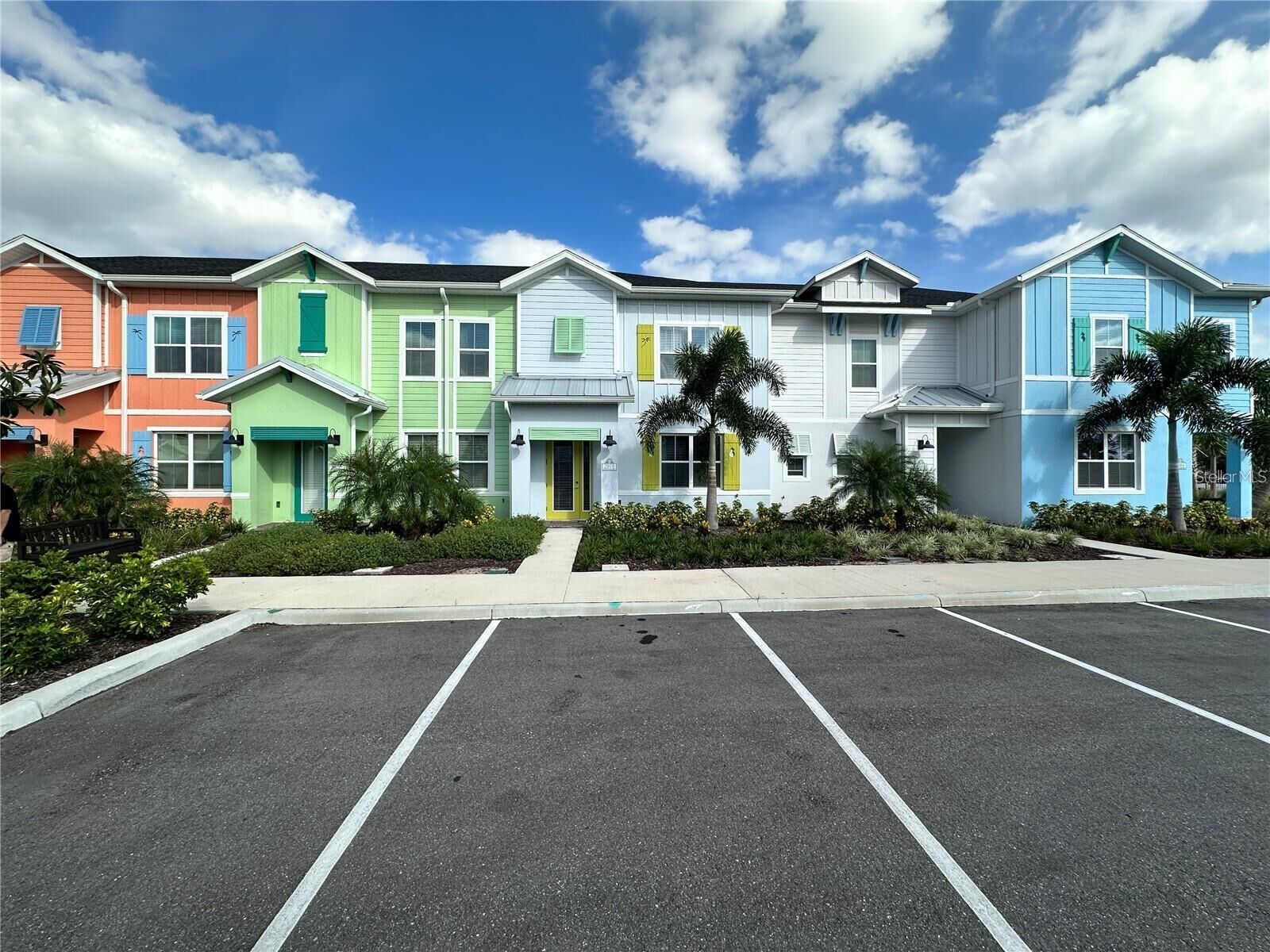 Property Photo:  2972 On The Rocks Point  FL 34747 