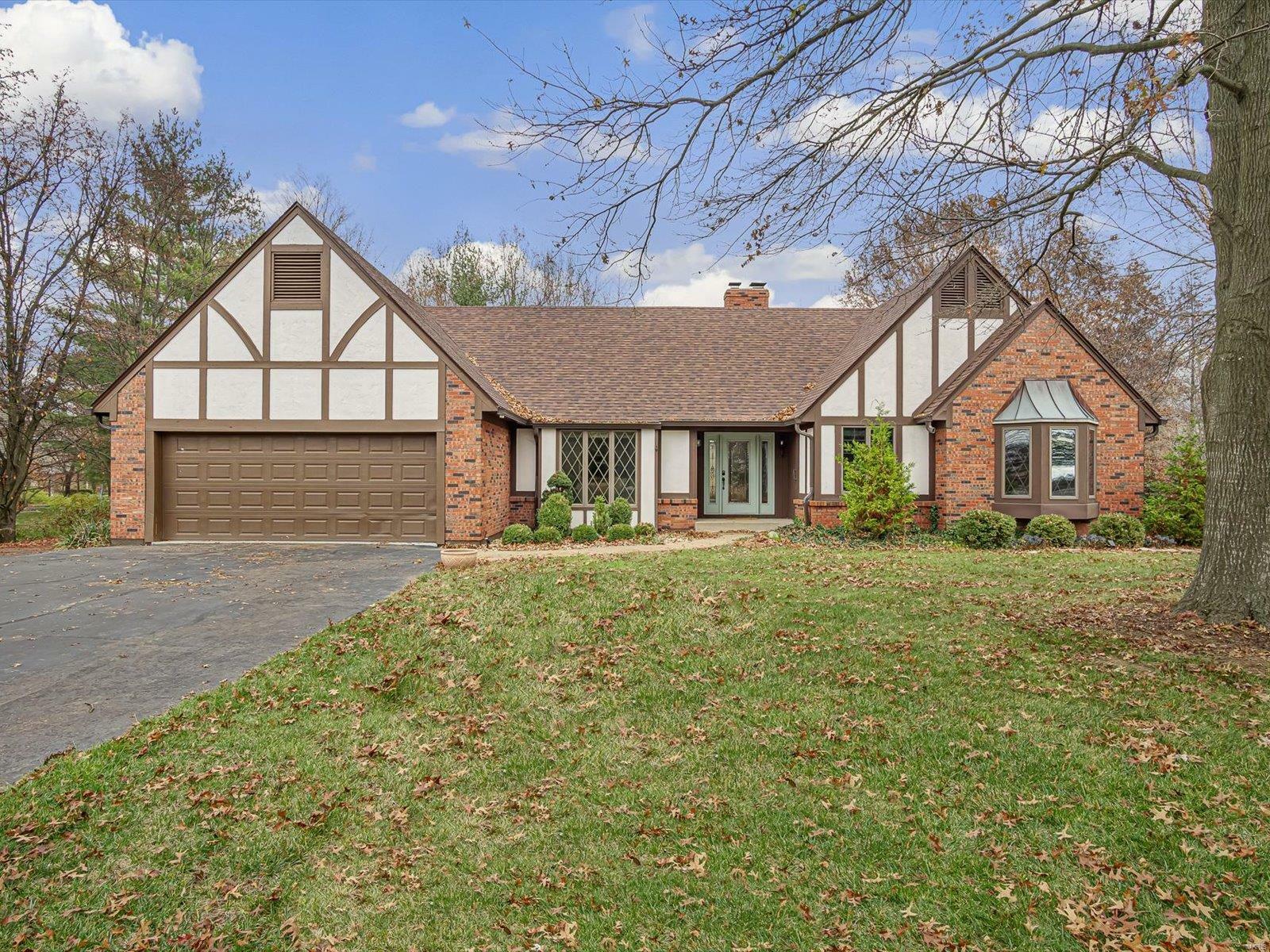 Property Photo:  4 Shady Oak Lane  IL 62298 