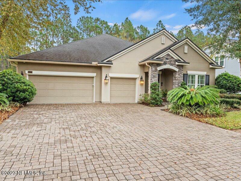 Property Photo: 1055 Southern Hills Drive FL 32065