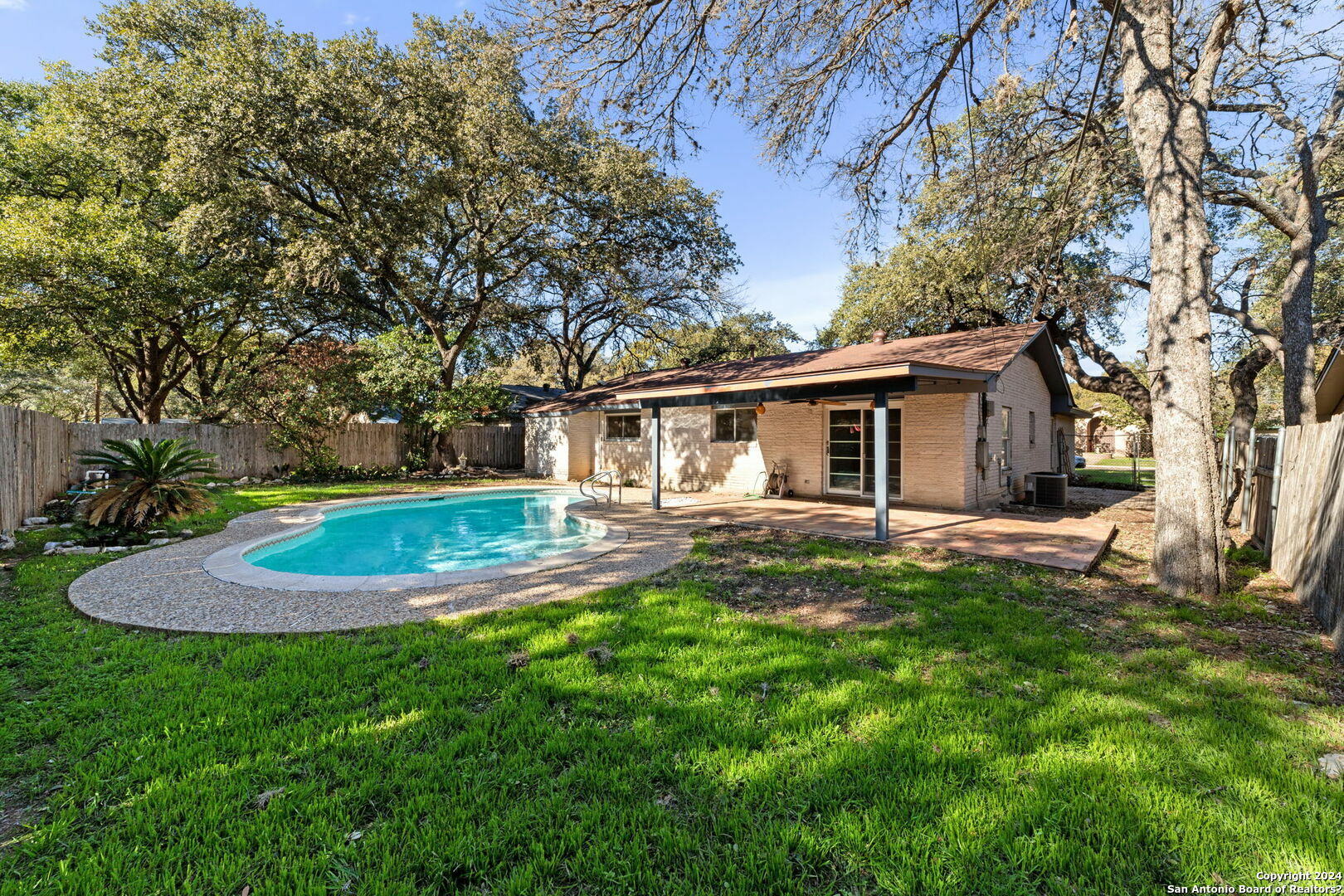 Property Photo:  6918 Forest Park St  TX 78240 