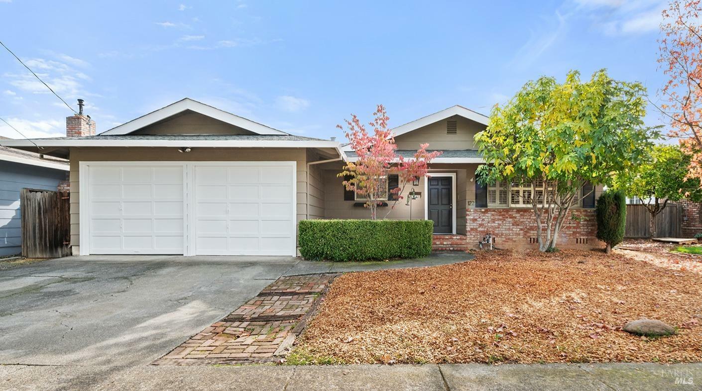 Property Photo:  122 Rosewood Drive  CA 95425 