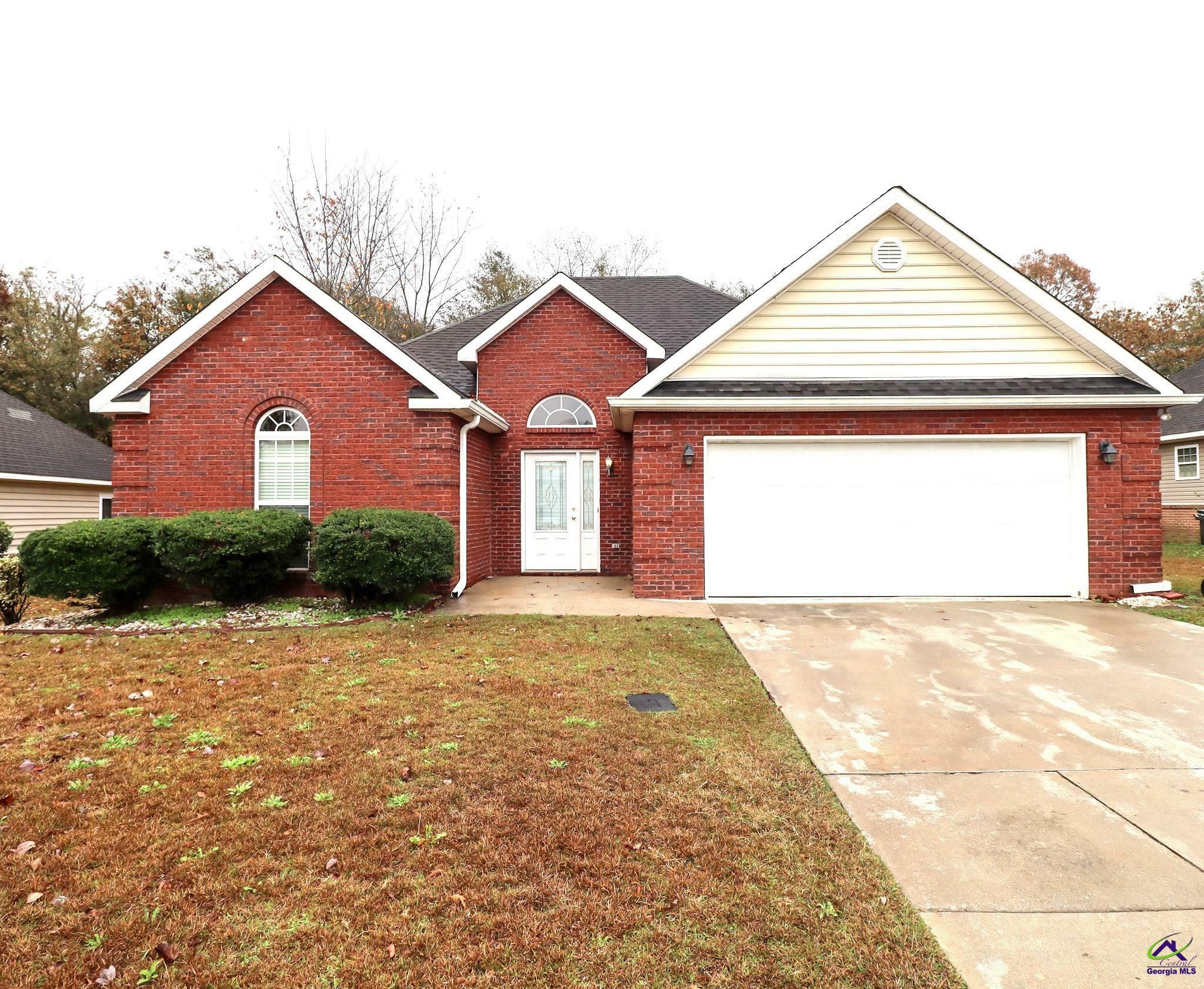 Property Photo:  717 Wilmington Drive  GA 31093-8961 