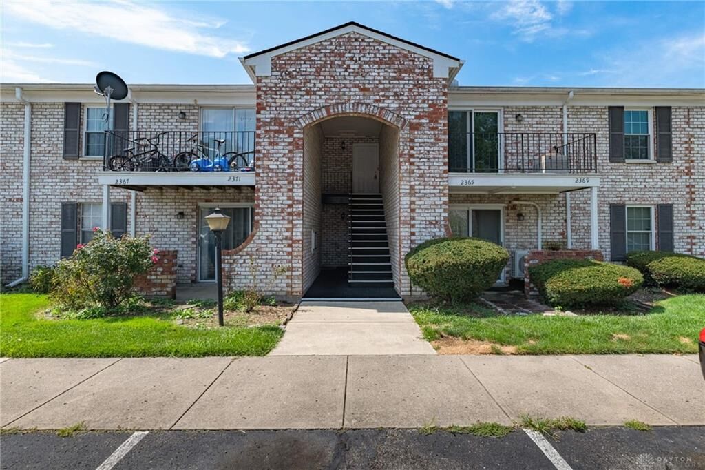 Property Photo: 2369 Crew Circle K OH 45439