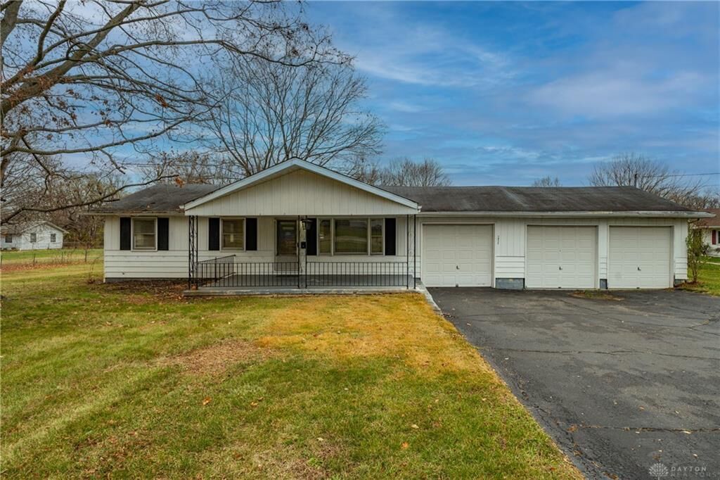 Property Photo:  1912 Guenther Road  OH 45417 