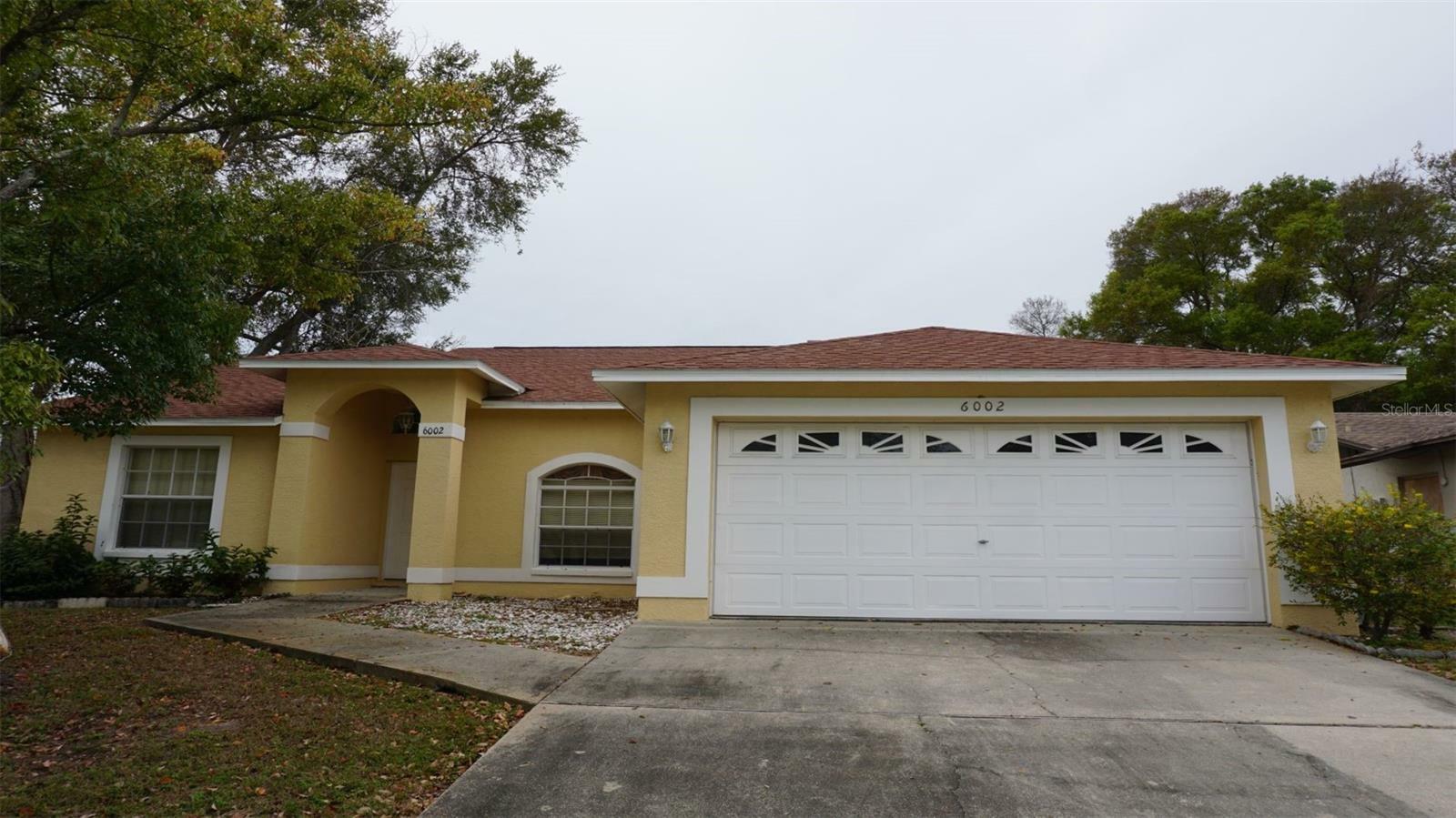 Property Photo:  6002 Burch Street N  FL 33709 