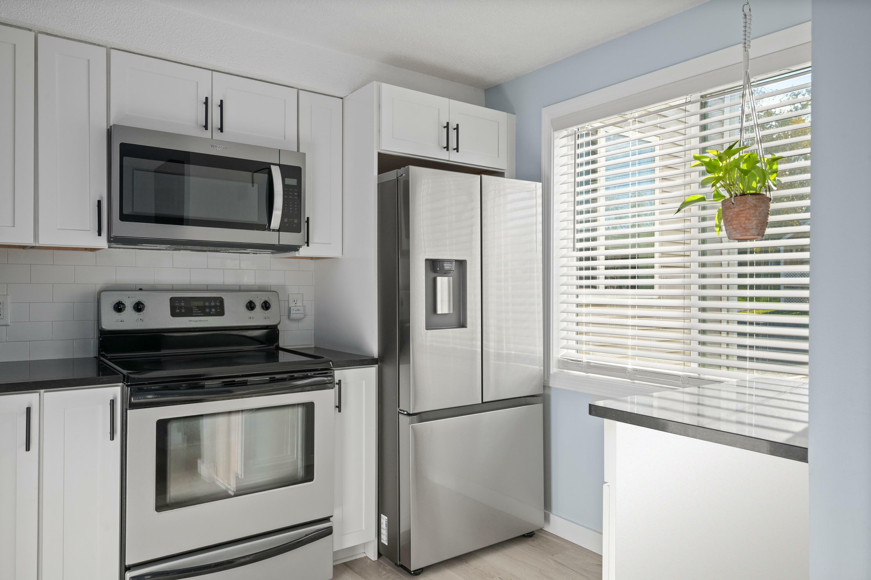 Property Photo: 25 Lawrence Street 31 ME 04092