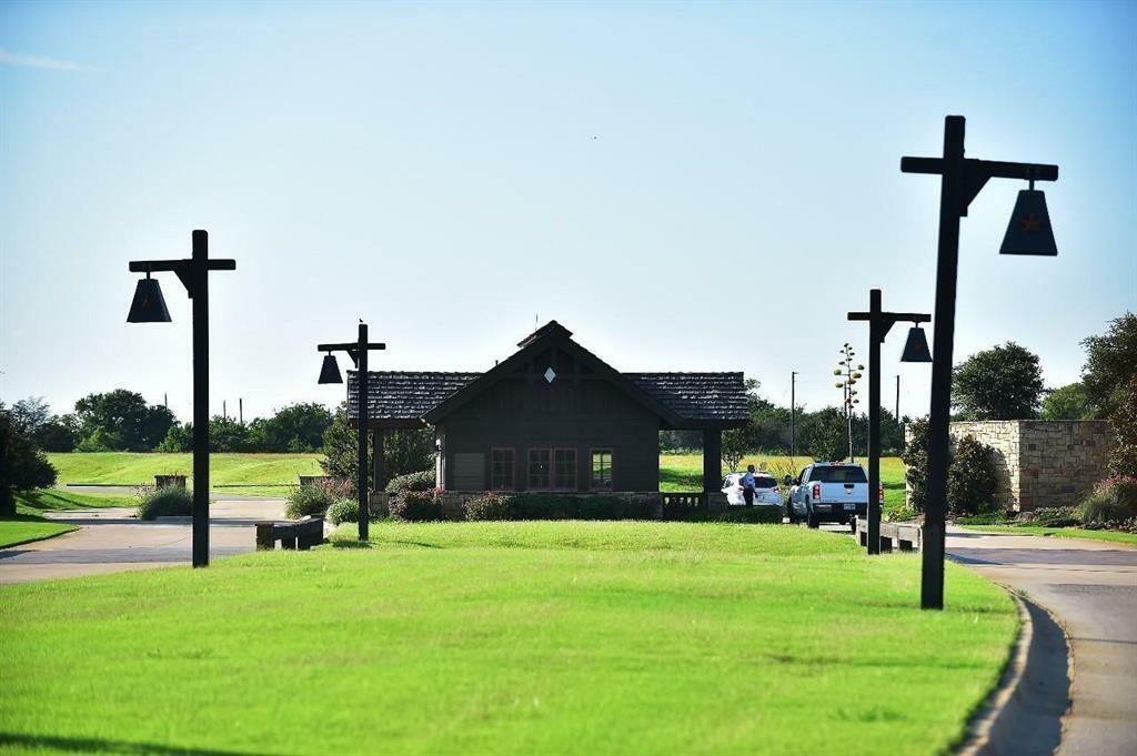 Property Photo:  Lot 11 Block D Dublin Circle  TX 76245 