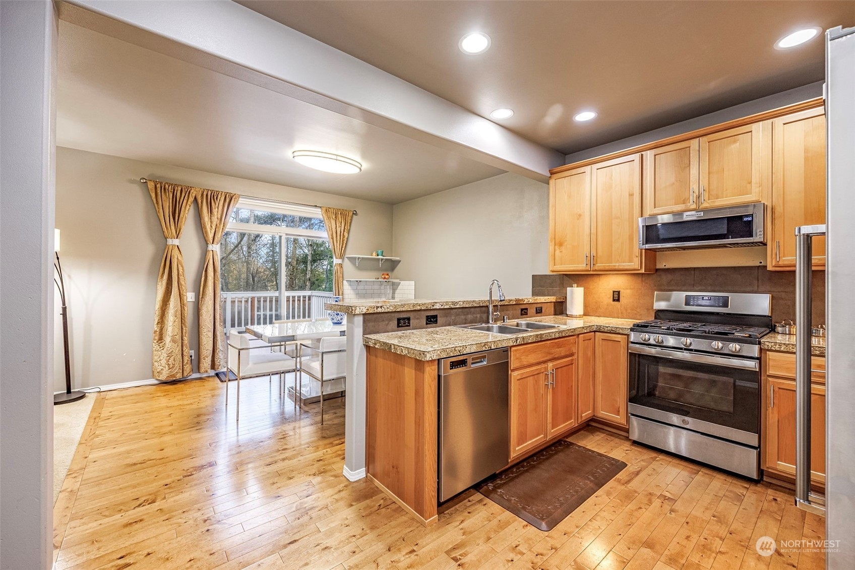 Property Photo: 2625 157th Place SW WA 98087