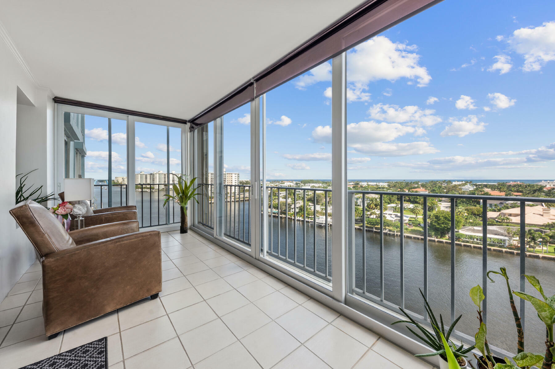 Property Photo:  555 SE 6th Avenue 9D  FL 33483 