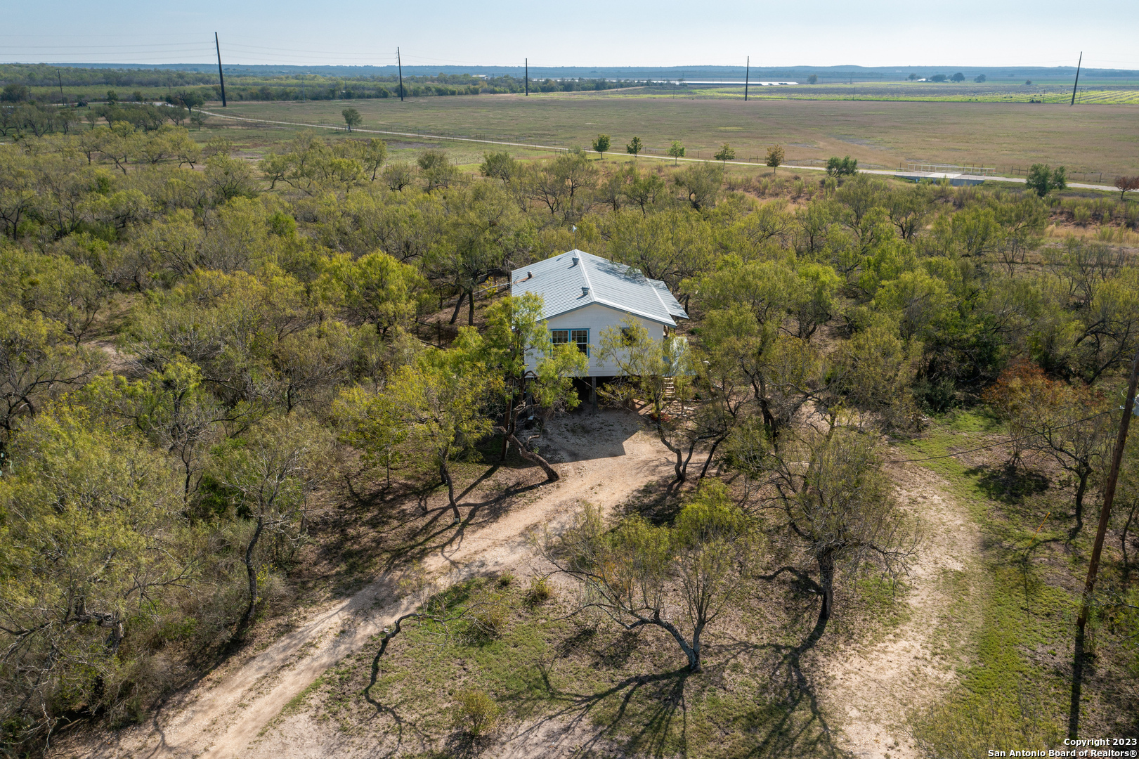 Property Photo:  224 County Road 4581  TX 78861 