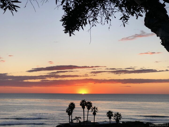 Property Photo: 4414 Ladera St CA 92107