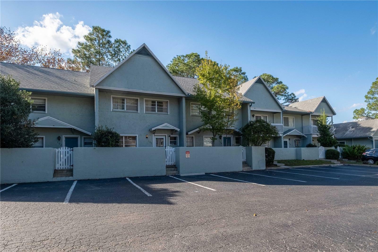 Property Photo: 4411 SW 34th Street 103 FL 32608