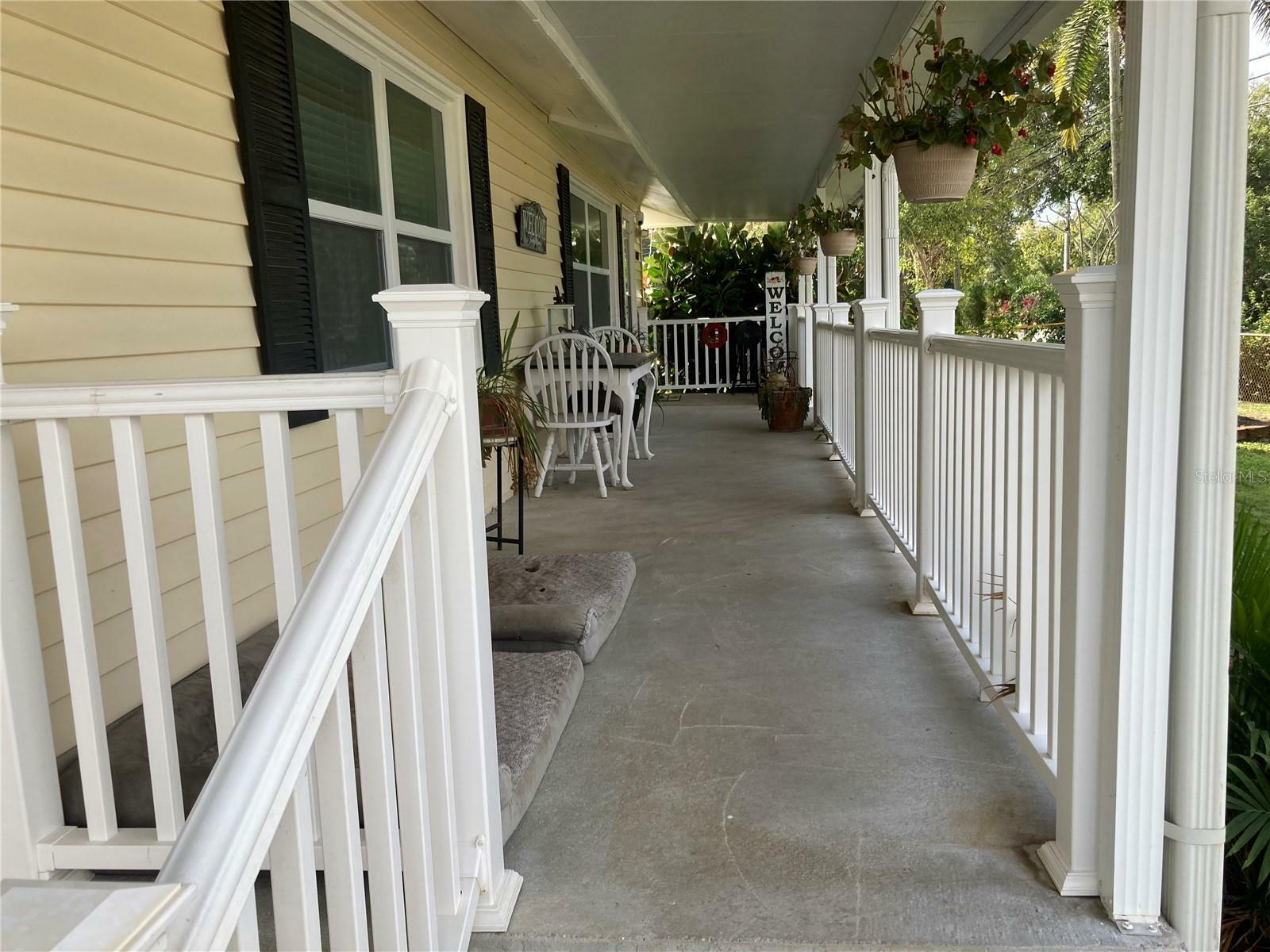 Property Photo: 6637 32nd Street N FL 33702