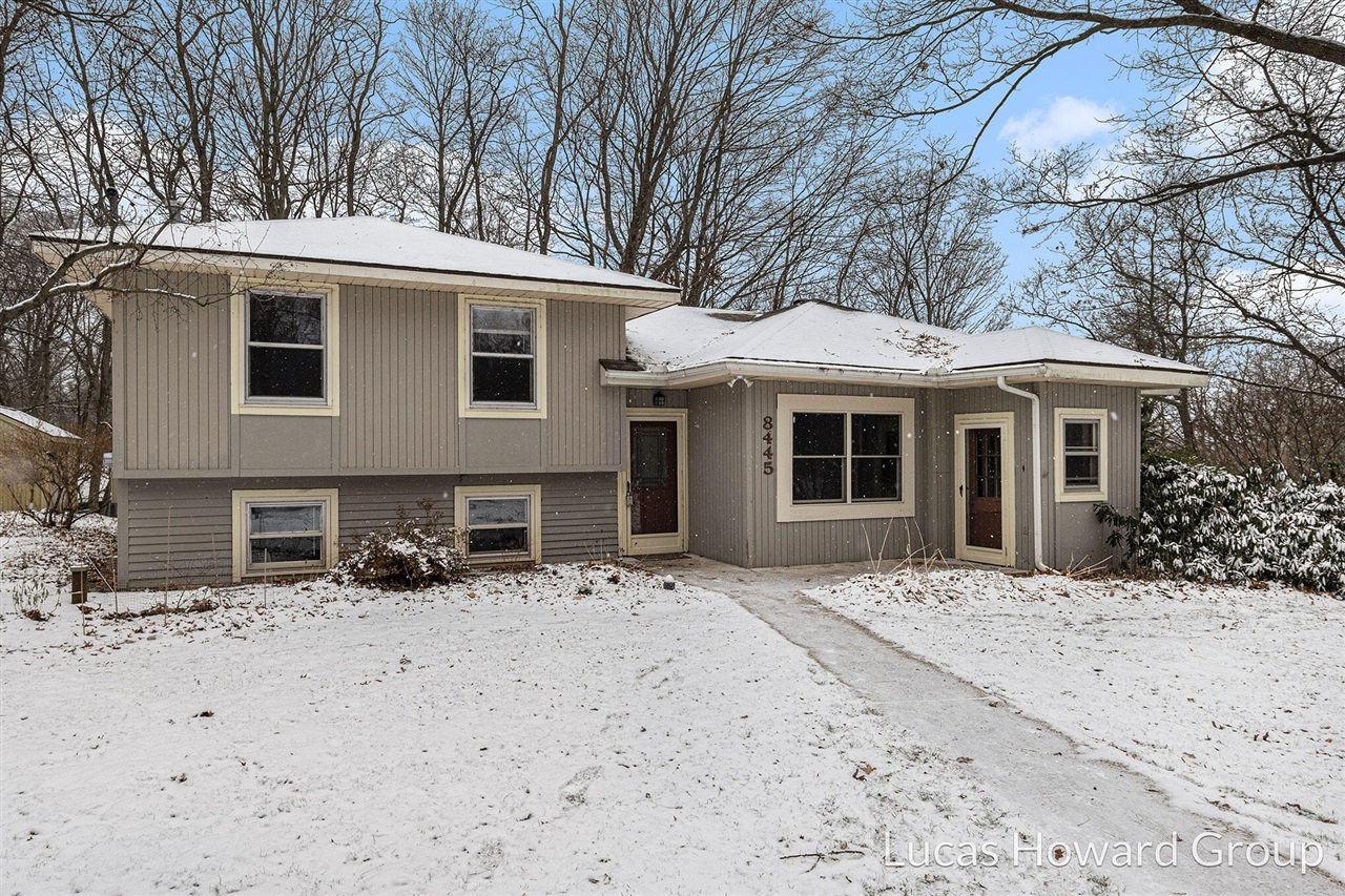 Property Photo: 8445 Je-NE-Be Drive MI 49341