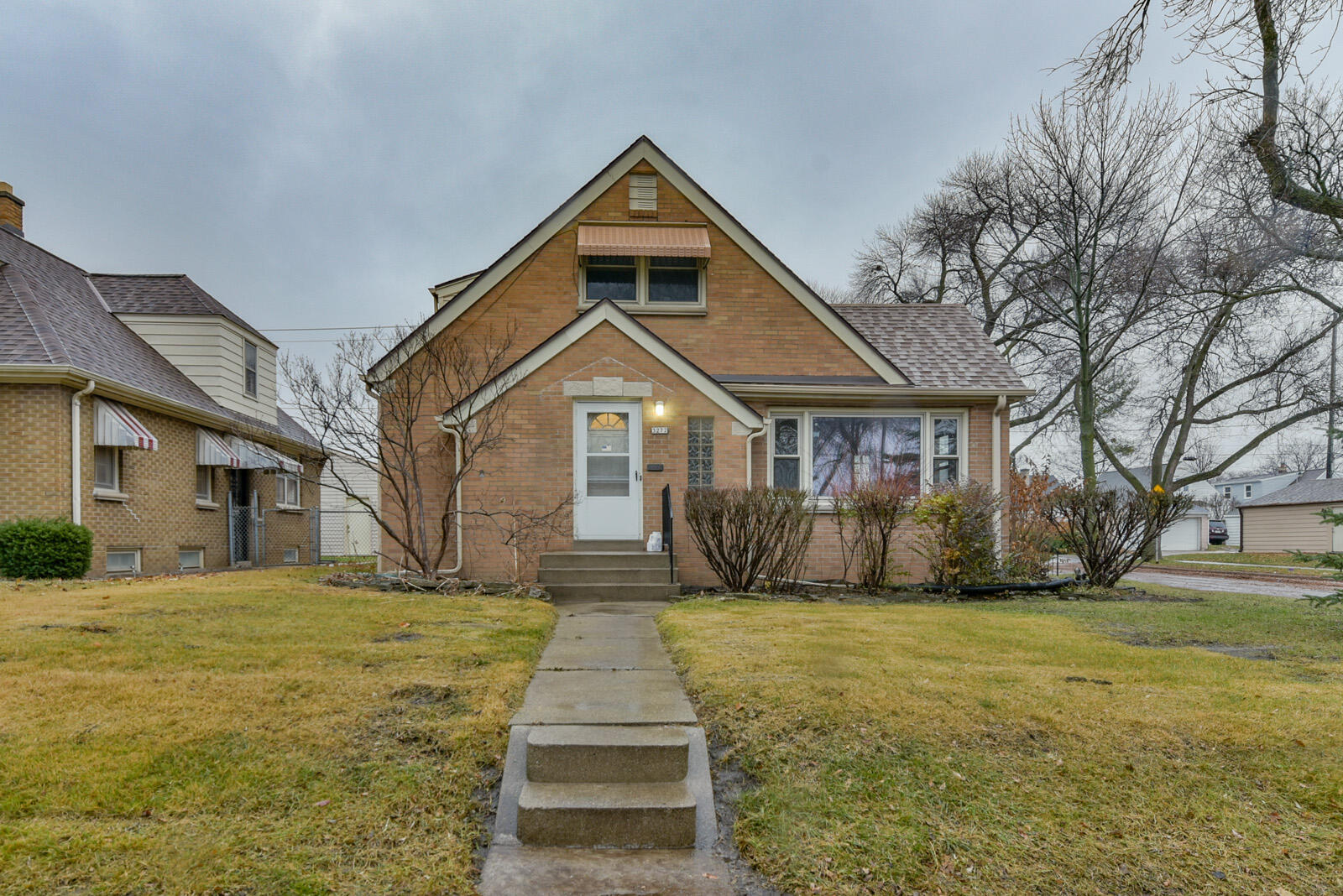 Property Photo: 3272 S 26th St WI 53215